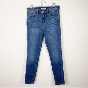 Madewell 10" High-Rise Roadtripper Supersoft Jeans in Playford Wash size 29